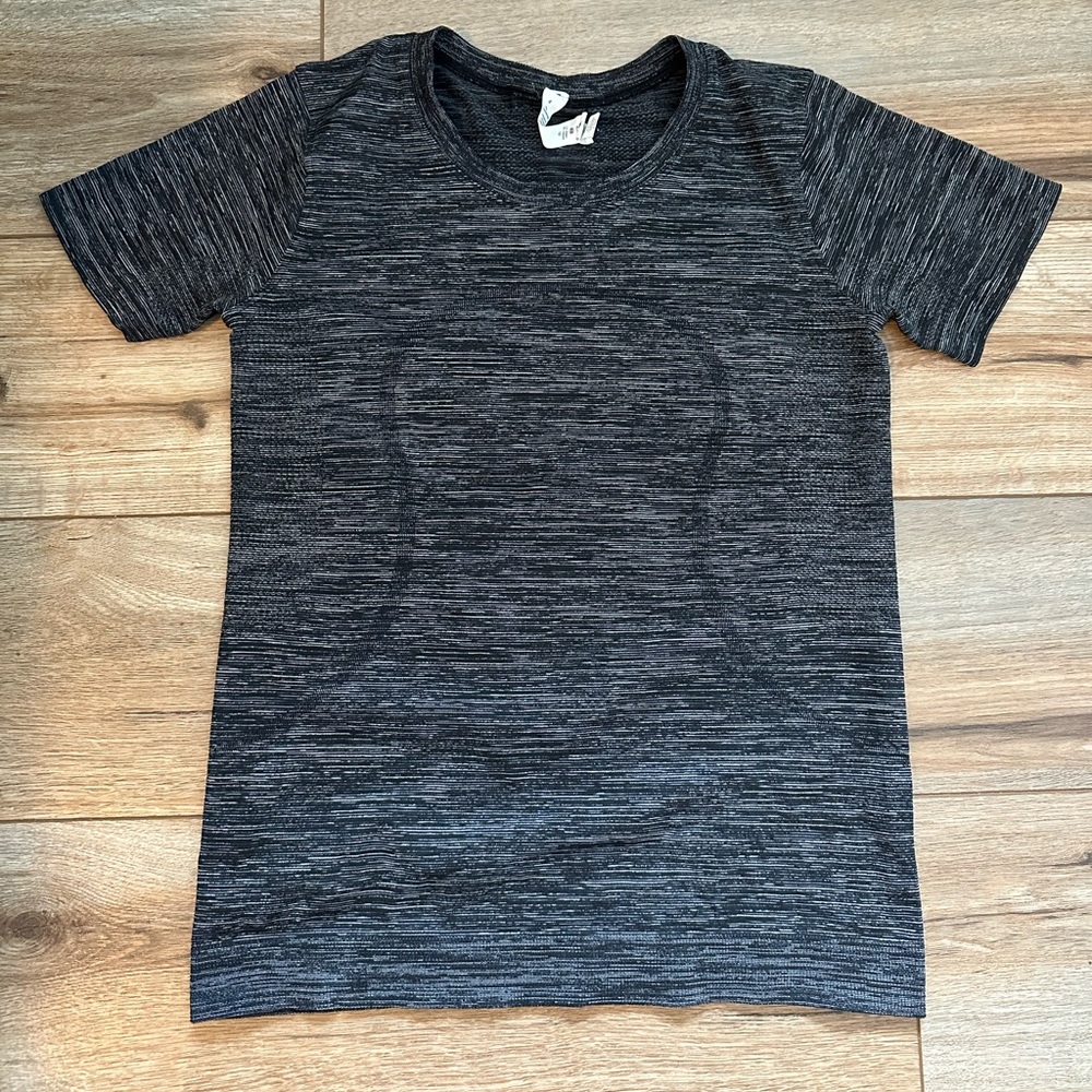 Lululemon Swiftly Short Sleeve